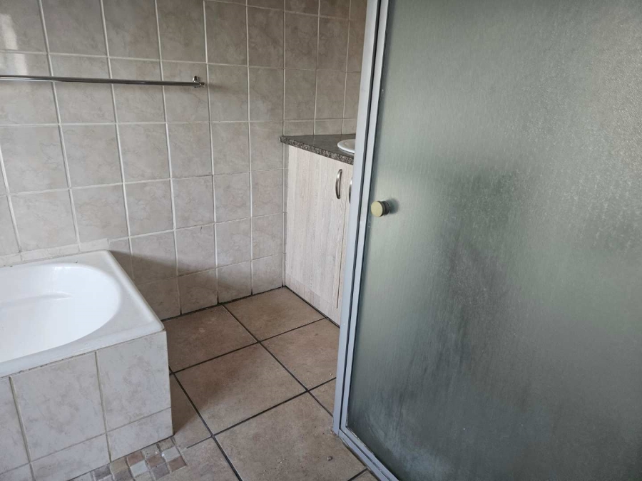 3 Bedroom Property for Sale in Beaconsfield Northern Cape